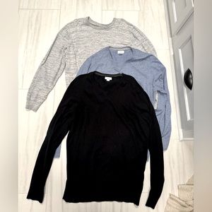 BUNDLE!! Men’s old navy sweaters! Make me an offer